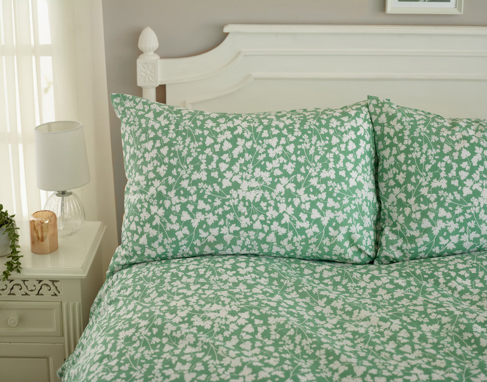 Deyongs Dainty Floral