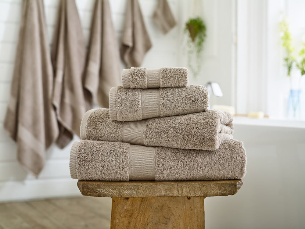 Egyptian Embrace Towels – Luxuriously Soft & Absorbent Egyptian Cotton
