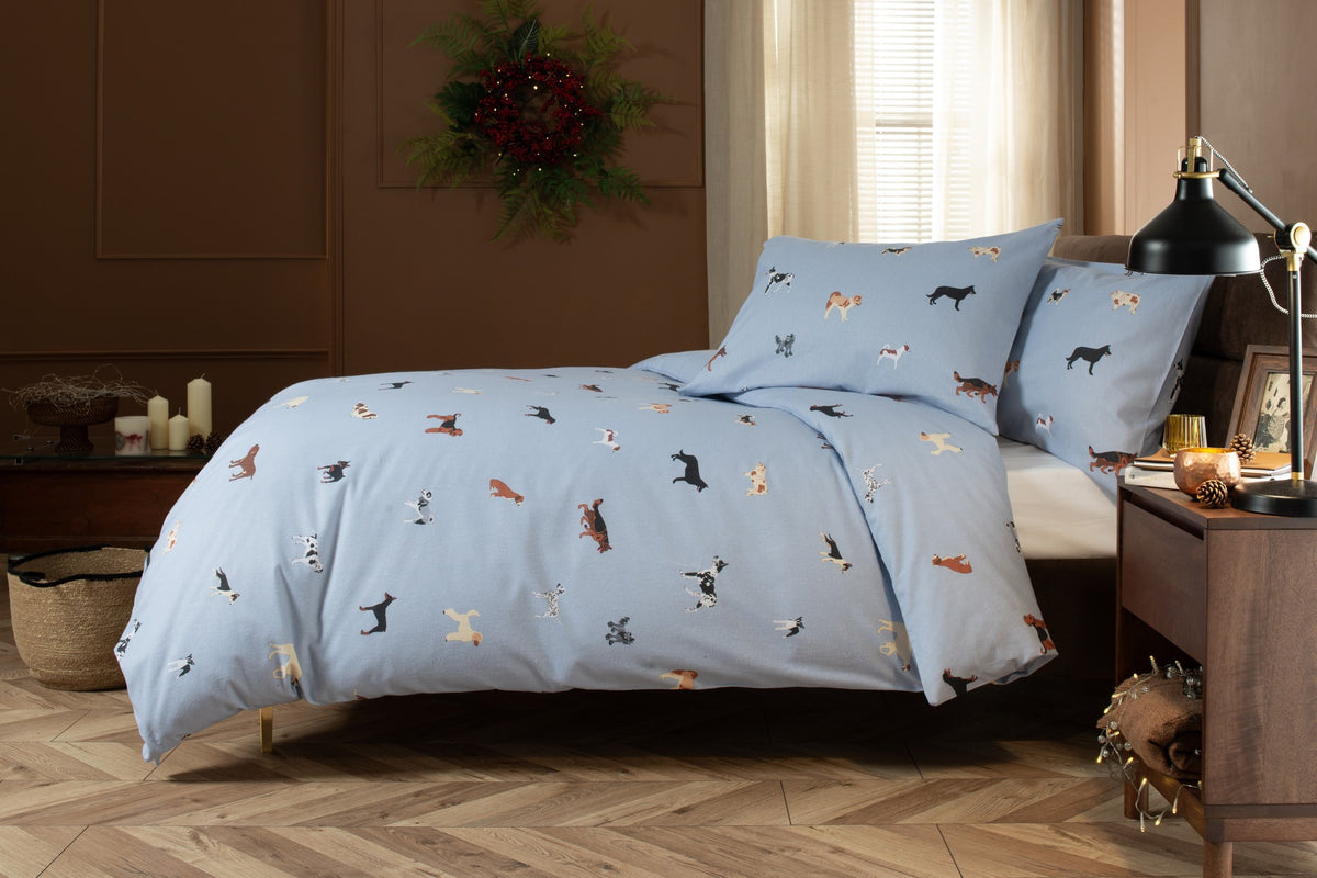 Deyongs Kennel Club brushed cotton duvet set with dogs on soft blue
