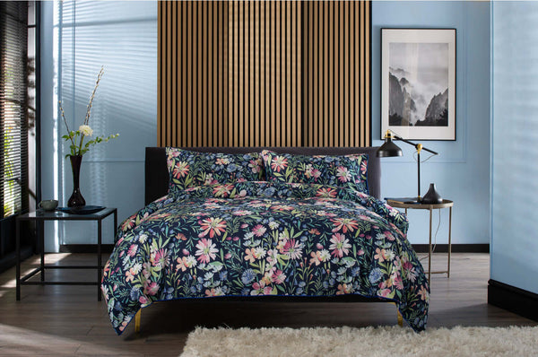 Spring Flowers Garden Reversible Duvet Set with Fabric Bag