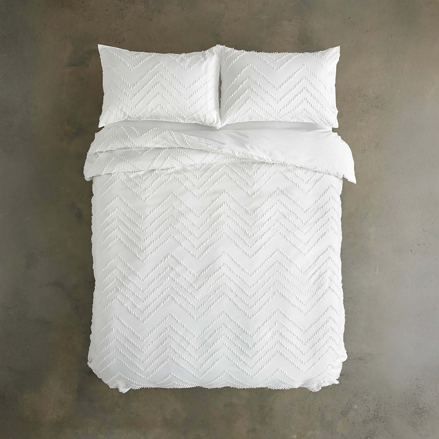 Zig Zag Tufted Microfibre Duvet Set