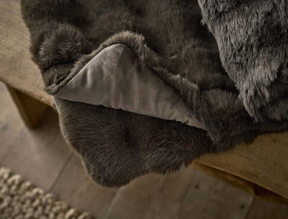 Fernley Textured  Luxury Faux Fur Throw 200x150cm