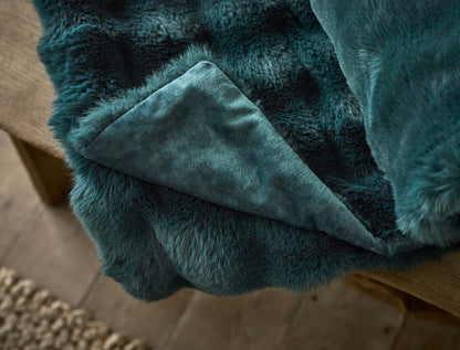 Fernley Textured  Luxury Faux Fur Throw 200x150cm