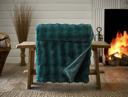 Fernley Textured  Luxury Faux Fur Throw 200x150cm
