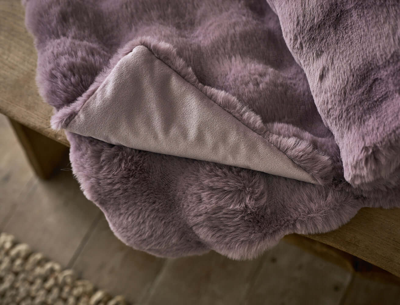 Fernley Textured  Luxury Faux Fur Throw 200x150cm