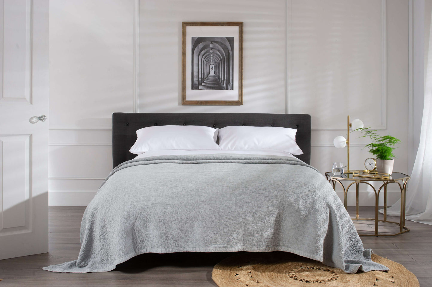 Guimaraes Bed Throw