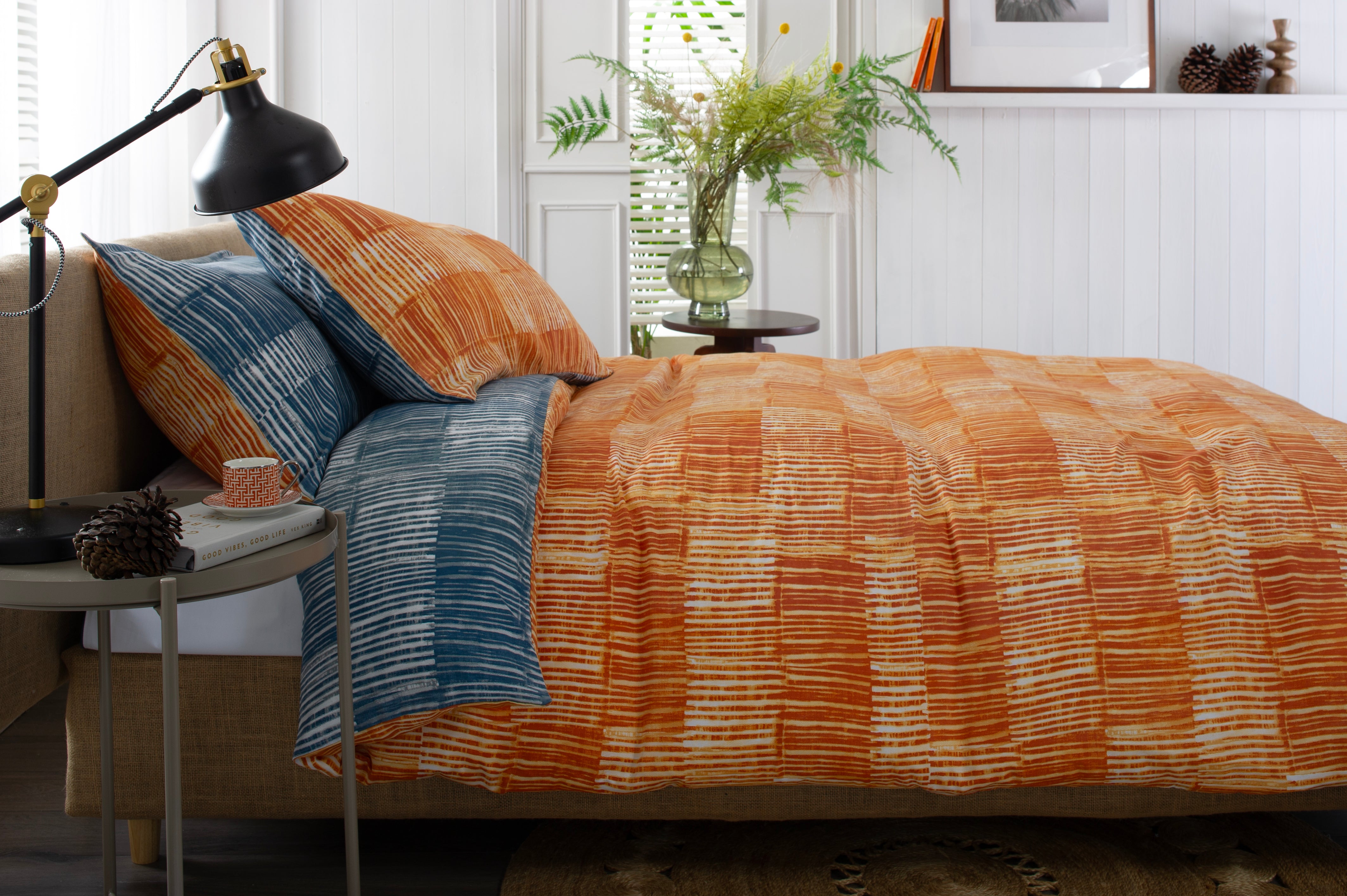 Matches Teal & Tangerine 200 Thread Count Cotton Rich Reversible Duvet Cover Set