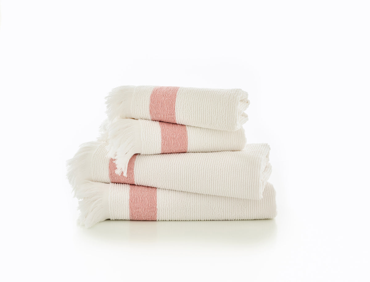 Oakwood Ridge Textured Towel | The Lyndon Company