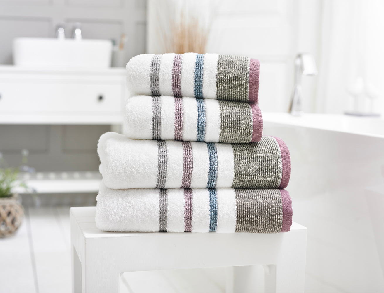 Portland Stripe Supersoft - Walnut Lifestyle