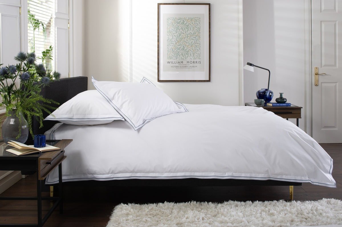 Framed Double Flange Blue Duvet Set | The Lyndon Company