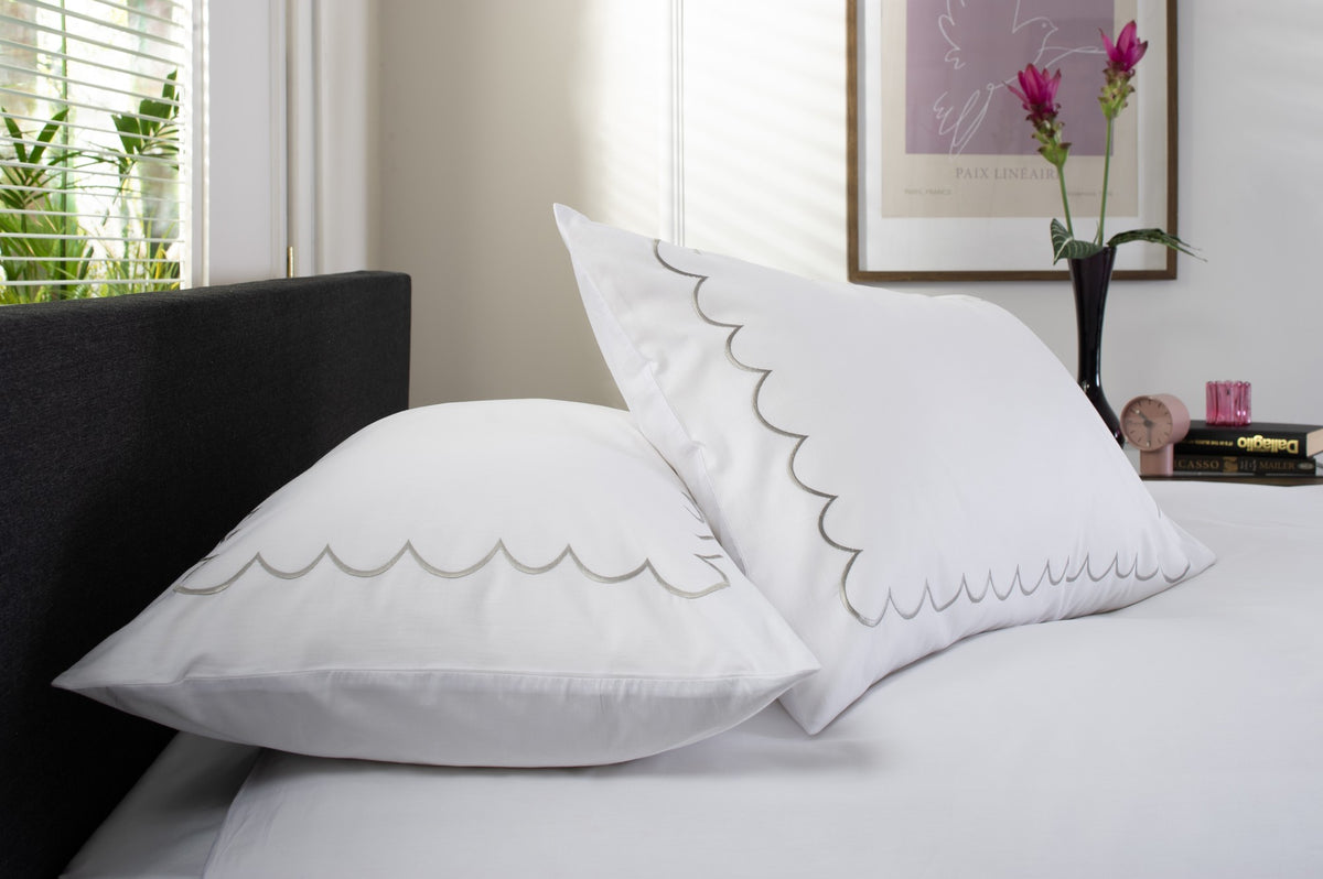 Scallop Silver Duvet Set | The Lyndon Company