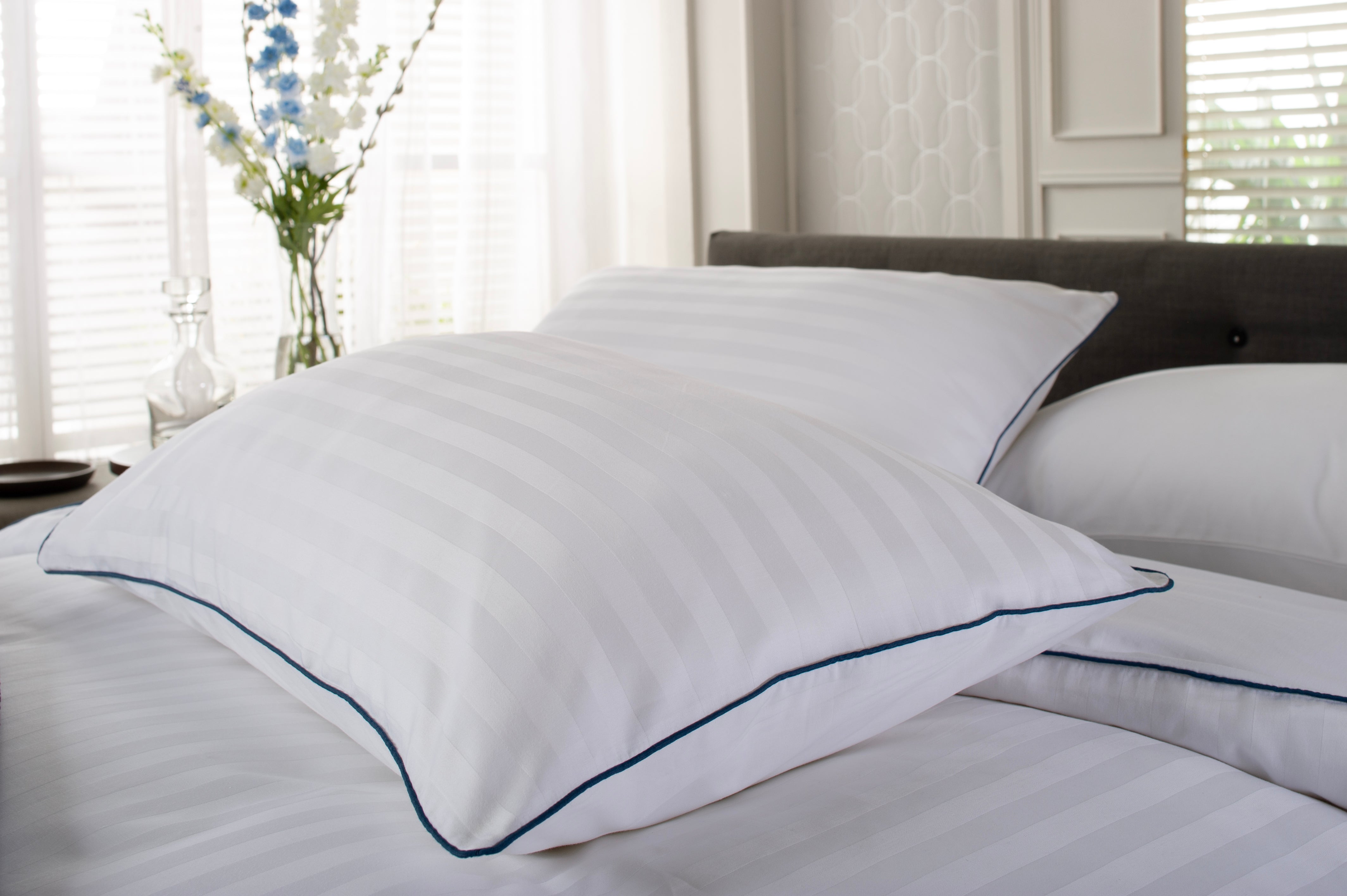 Brackley 230 Thread Count Jacquard Stripe Sateen Cotton Duvet Bedlinen