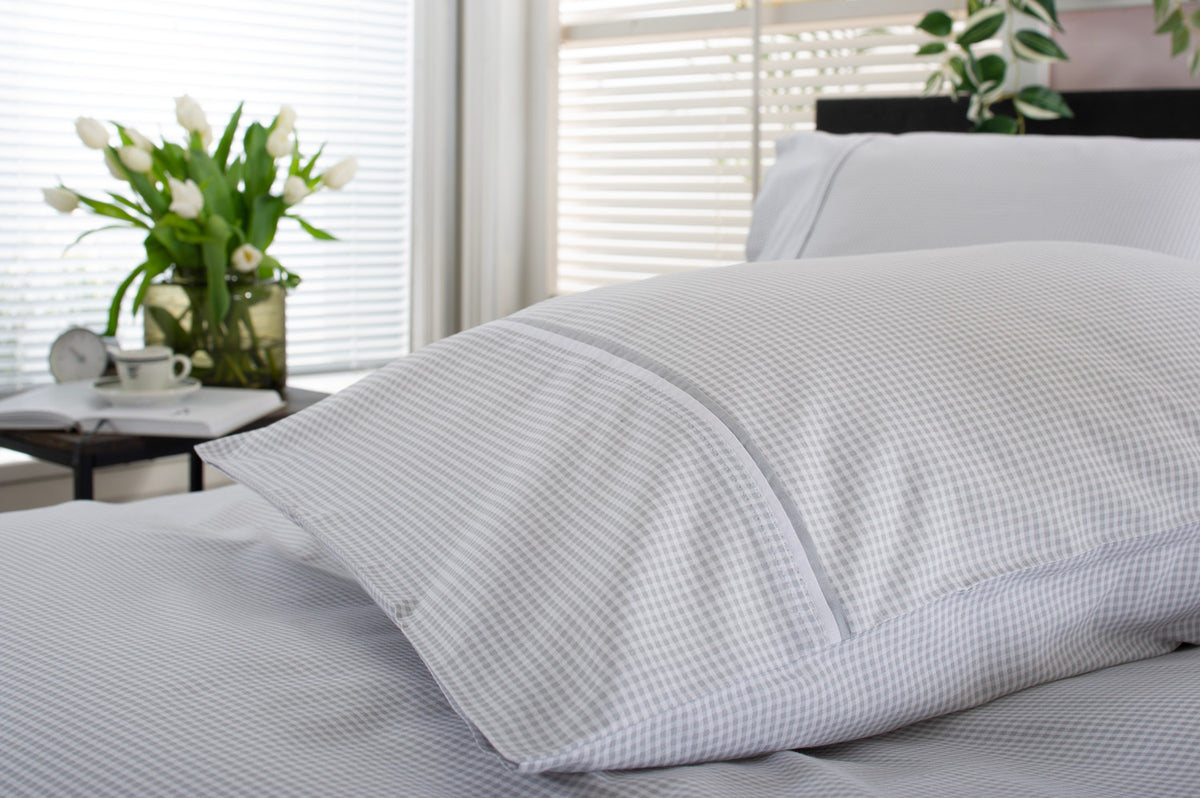 Gingham Double Piped Edges Cotton Duvet
