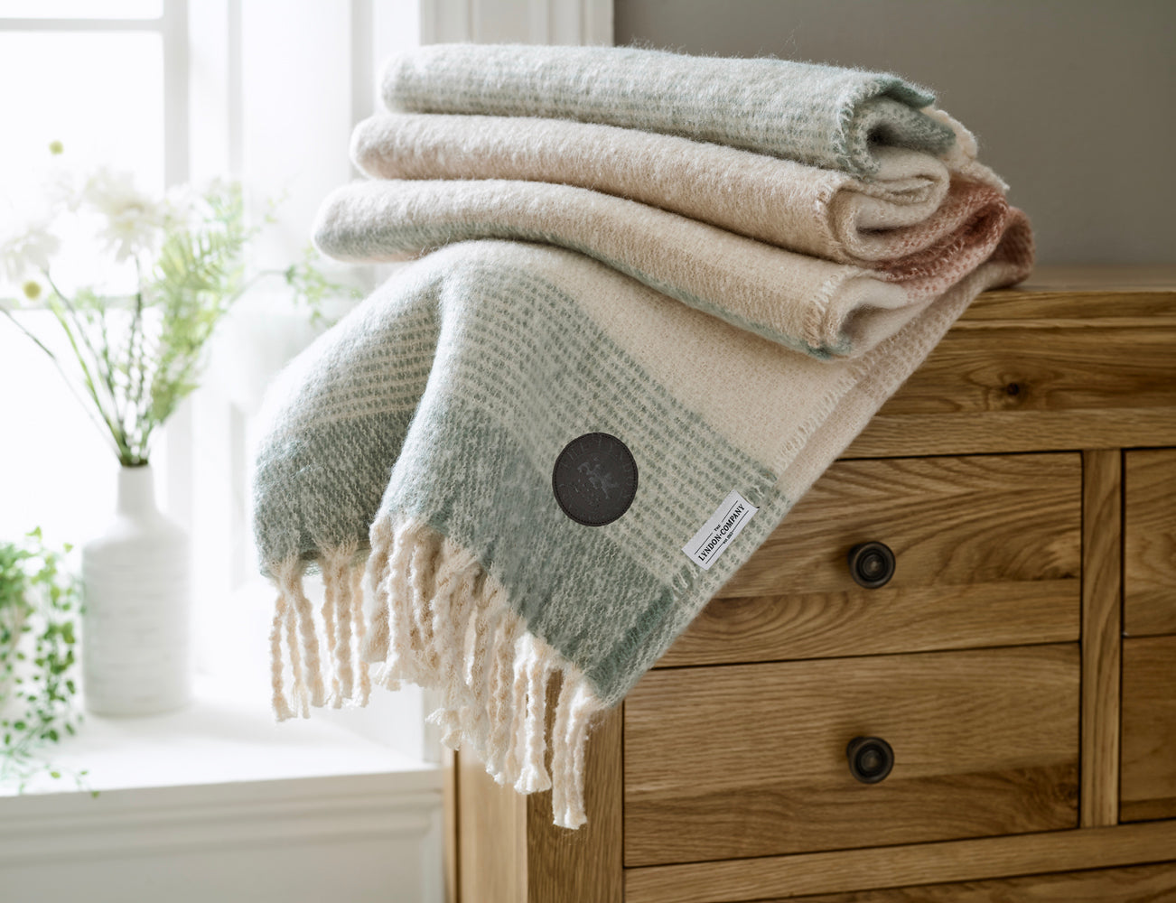 Rossendale Jacquard Stripe Throw Super Soft & Luxurious