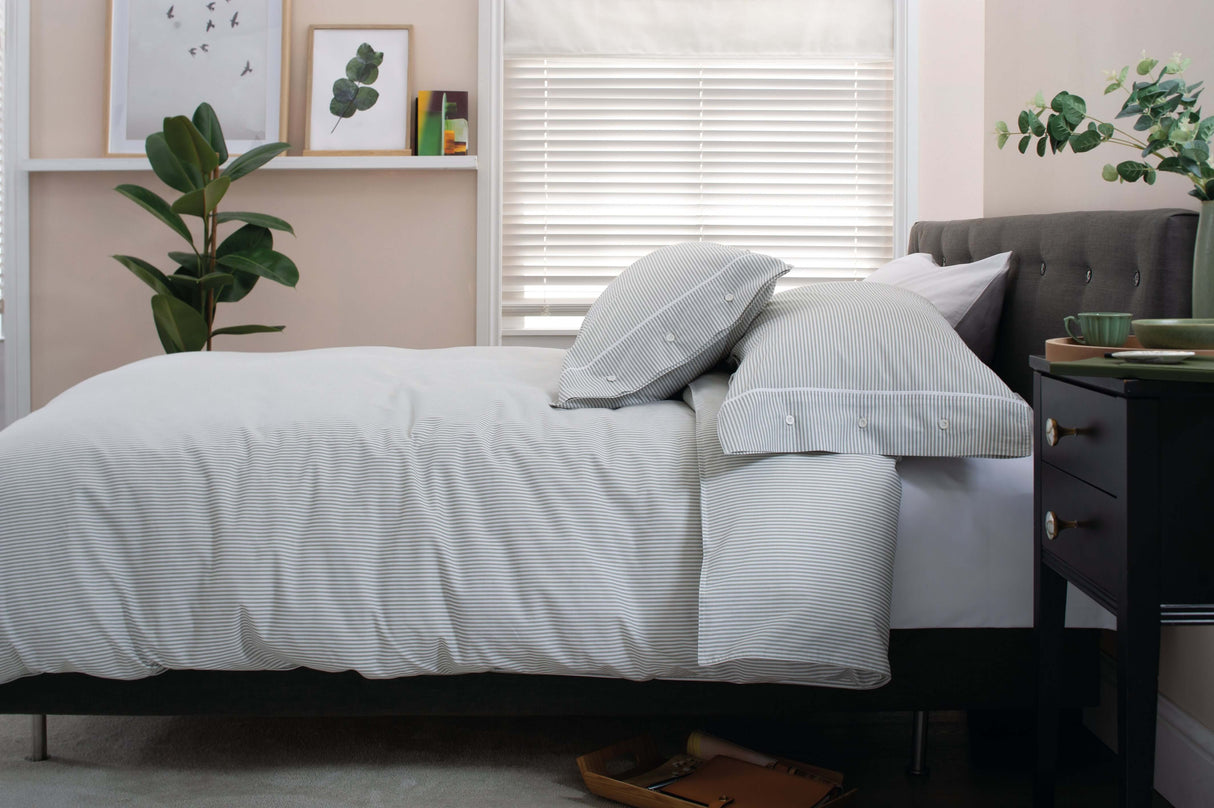 Southport Cotton Duvet Set with Button Cuff Detail