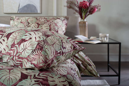 Japanese Tropical Garden Red Cotton Duvet Set