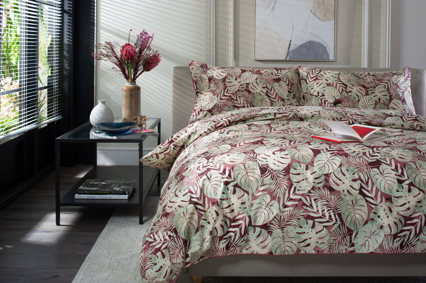 Japanese Tropical Garden Red Cotton Duvet Set
