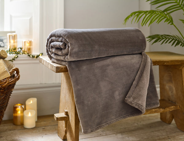 Coco Touch Throw | The Lyndon Company