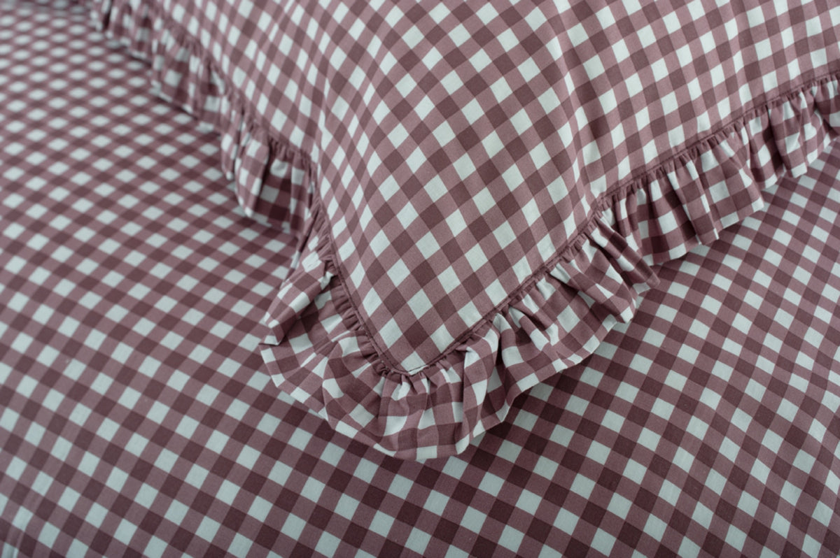 TLC Gingham Frilled Duvet Set Burgundy