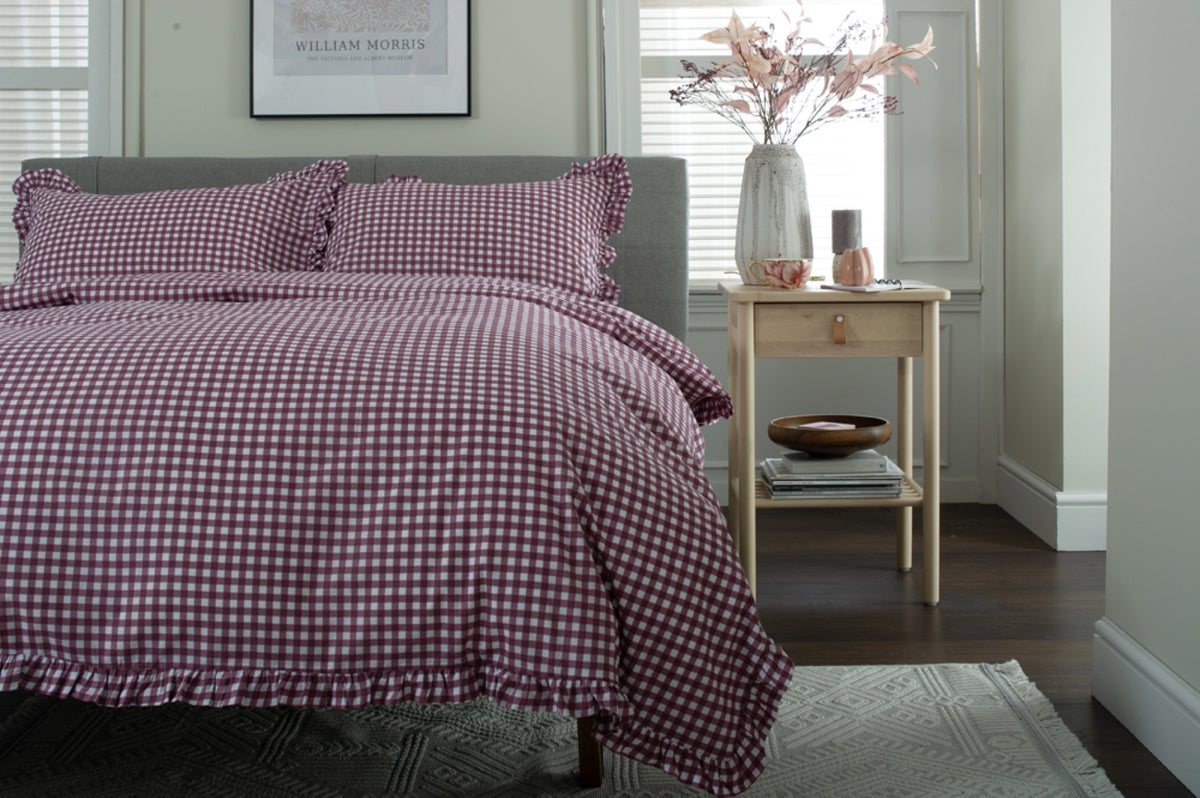 TLC Gingham Frilled Duvet Set Burgundy