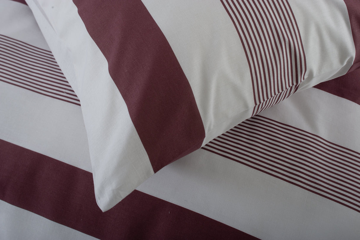 TLC Next Level Duvet Set - Burgundy