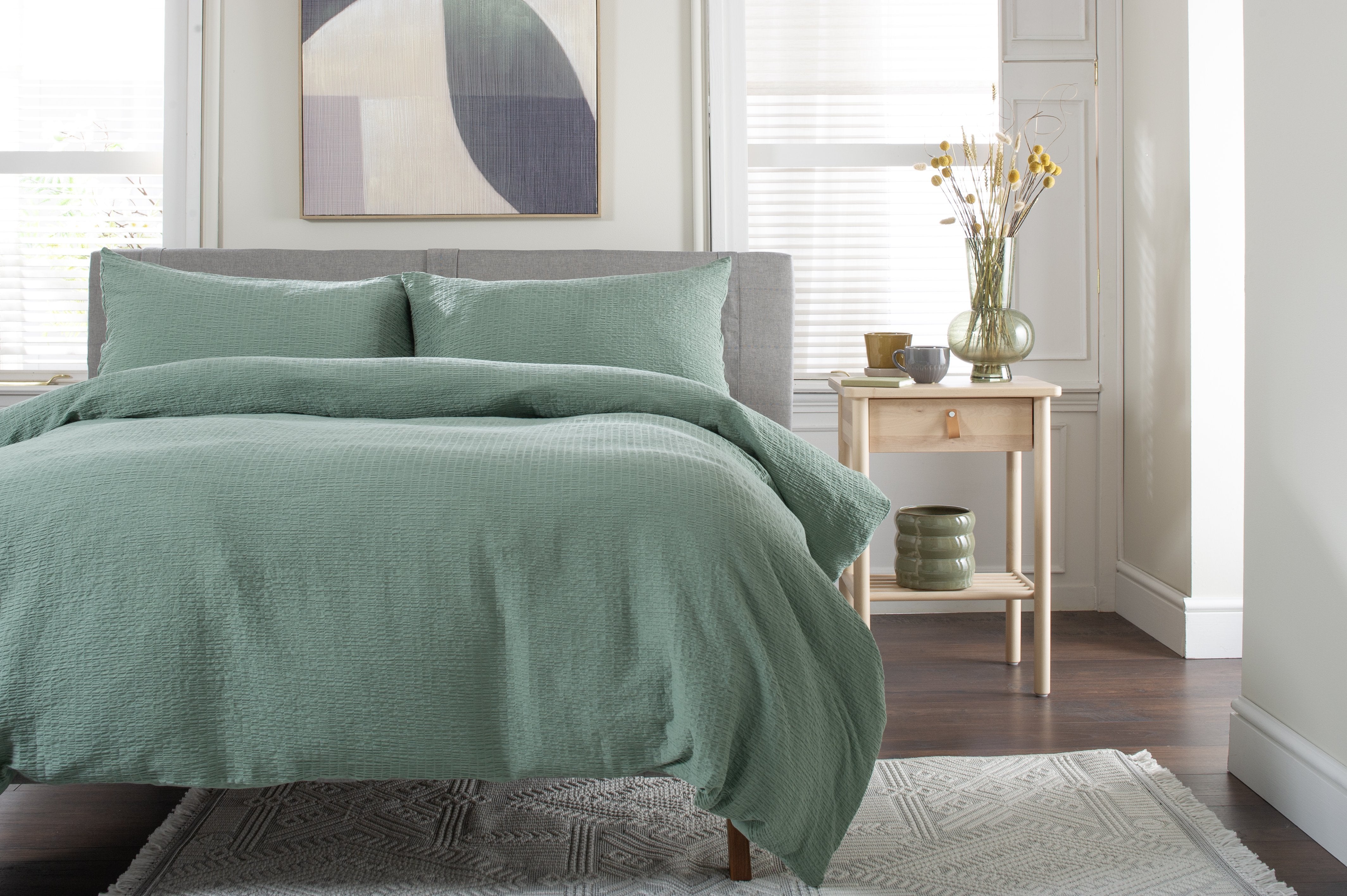 The Lyndon Company Tilly Texture bedding set in green