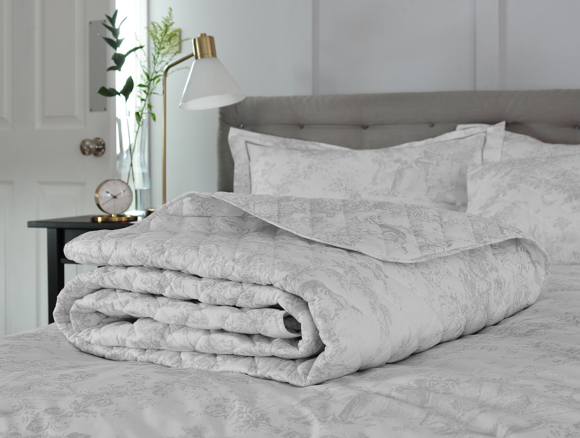 The Toile de Jouy Bedding Collection