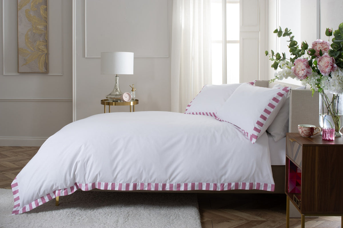 Celine Duvet Set, side