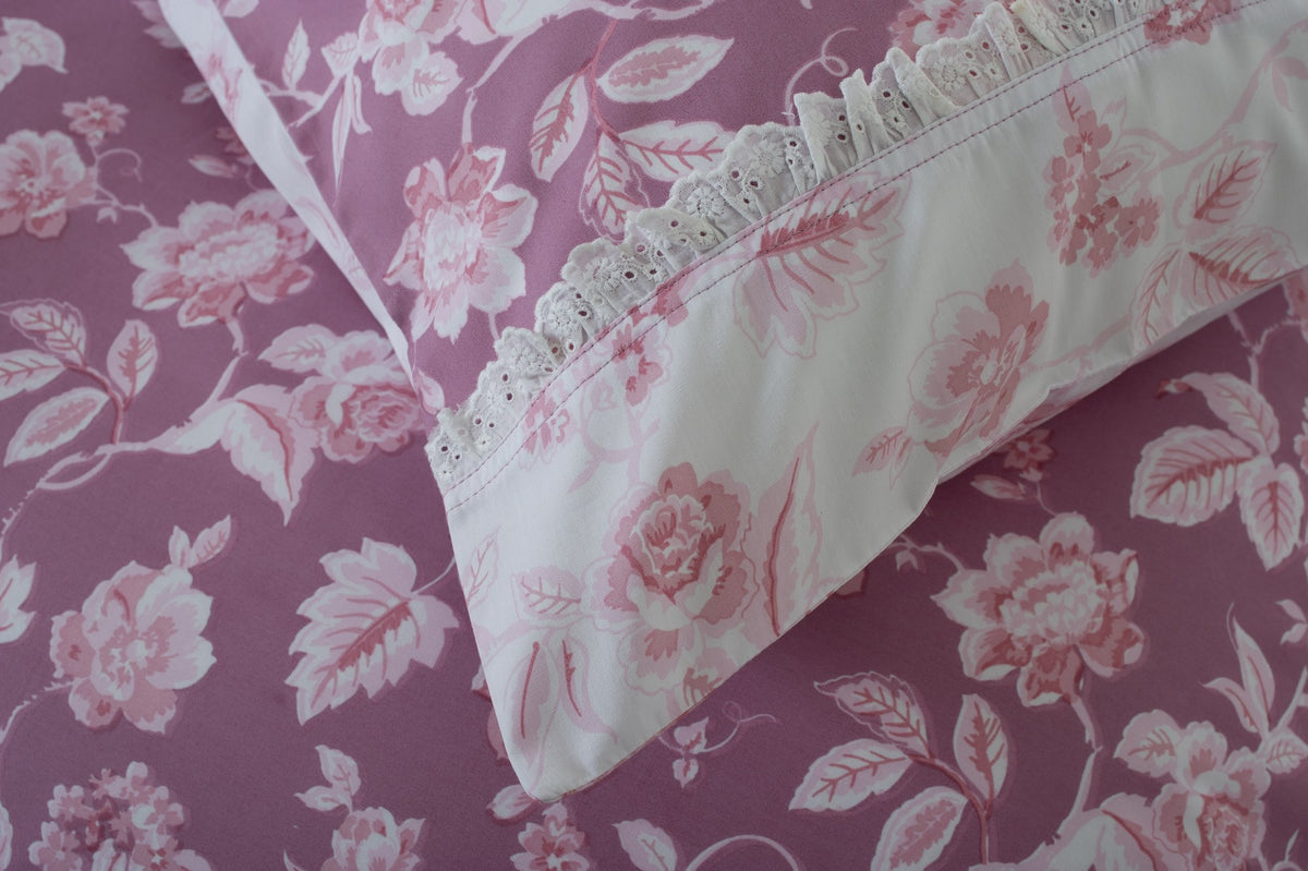 Monique Floral Duvet Set in Pink, close up