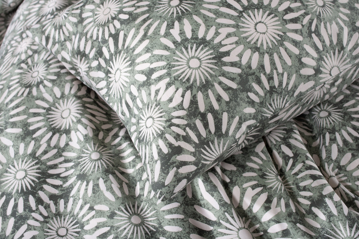 Studio 1846 Thompson Sage duvet set