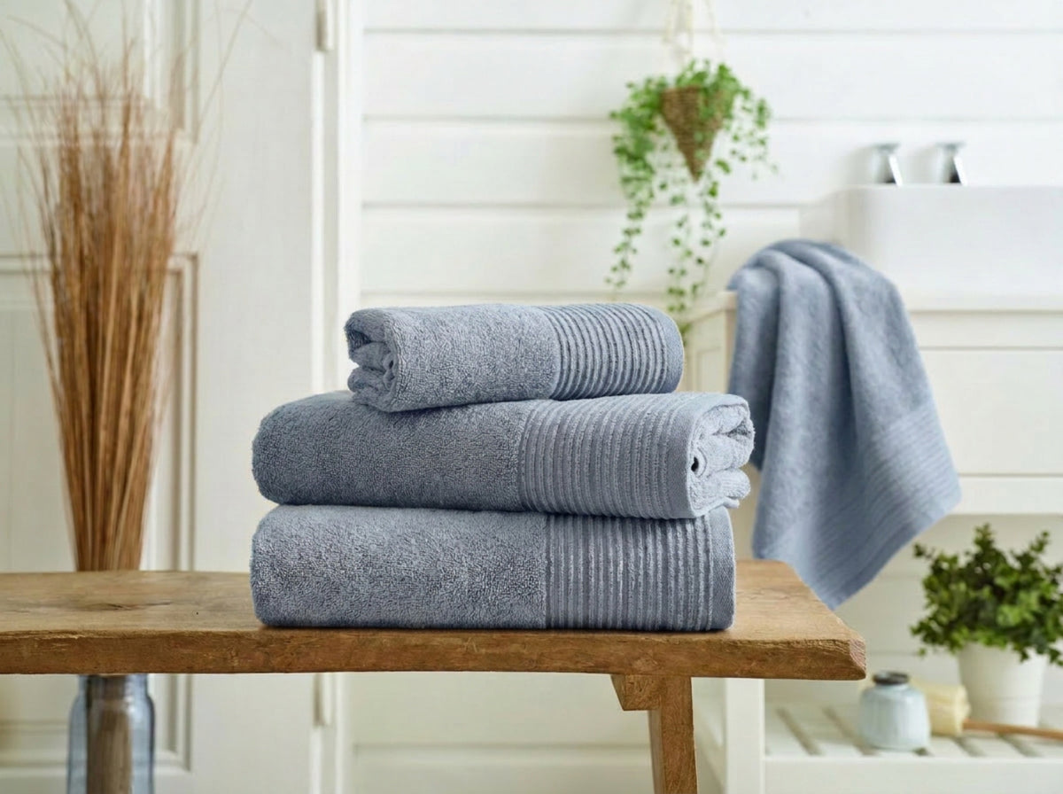 Avelon Soft Touch 550gsm zerotwist cotton towels — Blue