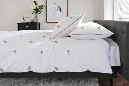 Feathers Embroidered Cotton Duvet Set