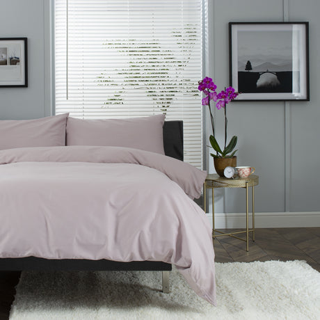 The Lyndon Company 200 Thread Count Cotton Bedlinen range - Deyongs